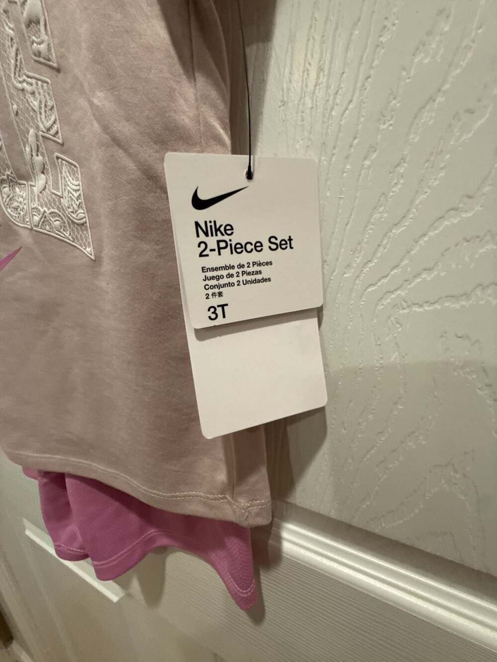 Nike Toddler Girls Lace It Up 2-Piece T-Shirt and Shorts Set - Picture 2 of 4